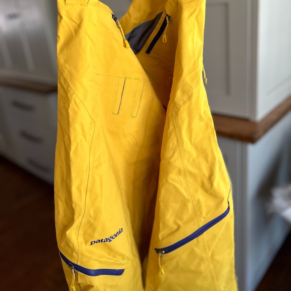 Patagonia Women's Untracked Bibs Med Yellow